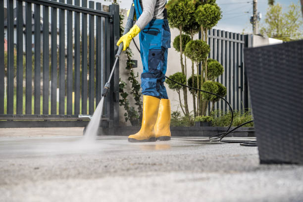 Why Choose Our Certified Pressure Washing Experts for Your Project Needs in Montrose, MN?